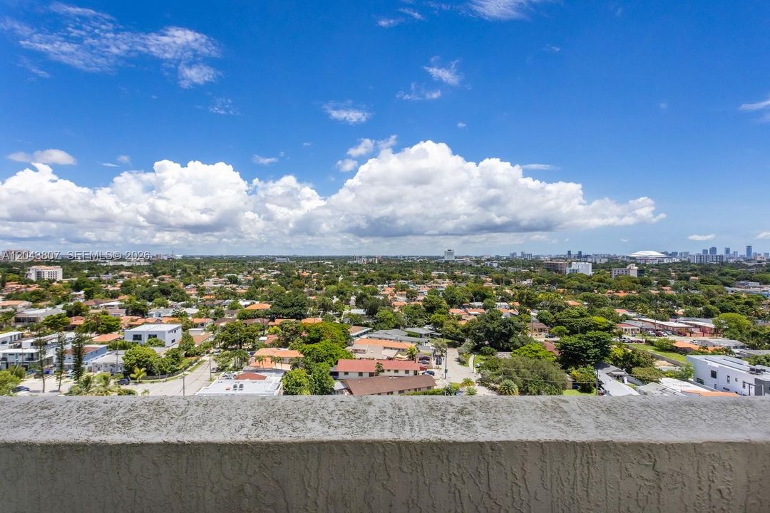 For Rent: $2,500 (1 beds, 1 baths, 770 Square Feet)