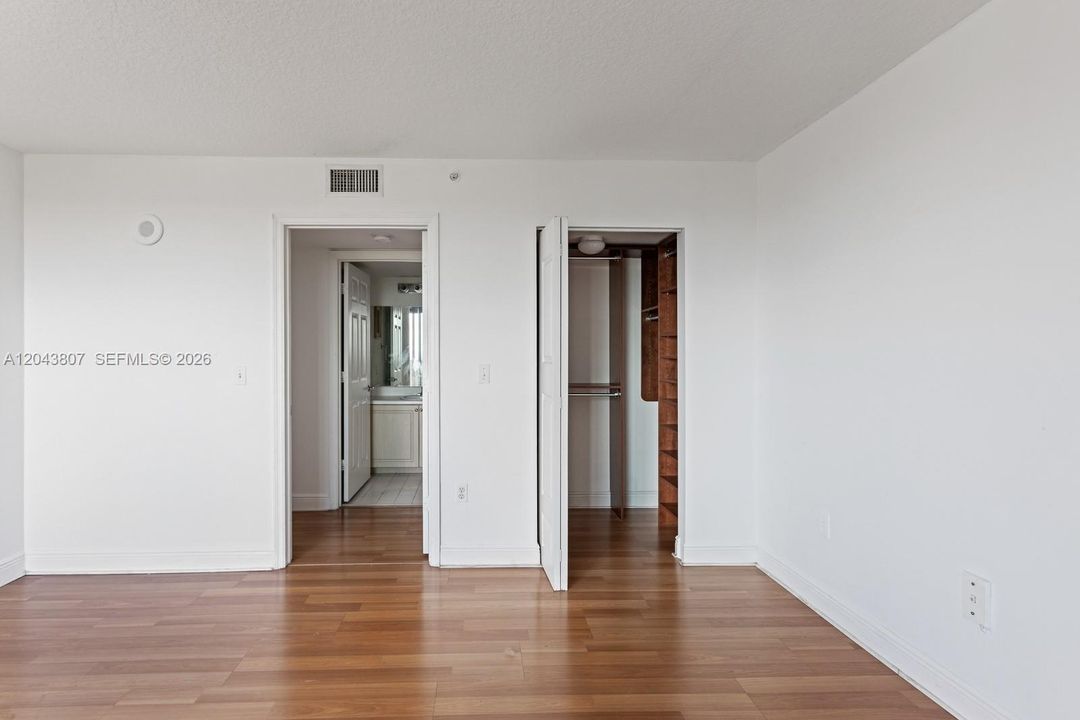 For Rent: $2,500 (1 beds, 1 baths, 770 Square Feet)