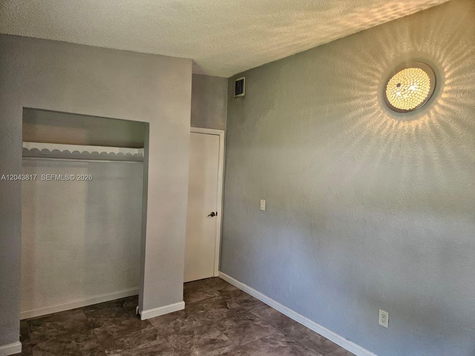 В аренду: $2,699 (2 спален, 1 ванн, 600 Квадратных фут)