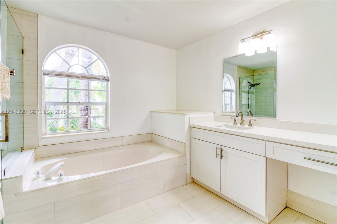For Rent: $5,500 (5 beds, 3 baths, 2845 Square Feet)