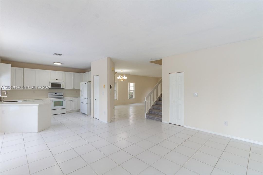 For Rent: $5,500 (5 beds, 3 baths, 2845 Square Feet)