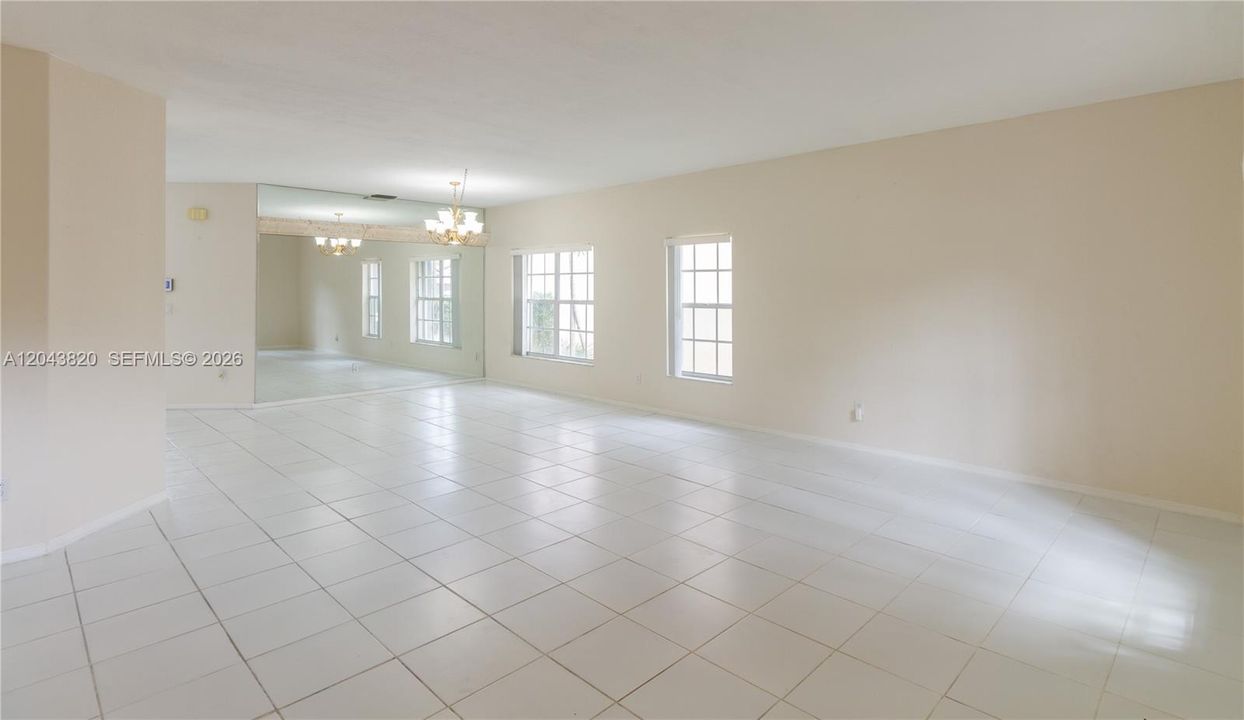 For Rent: $5,500 (5 beds, 3 baths, 2845 Square Feet)
