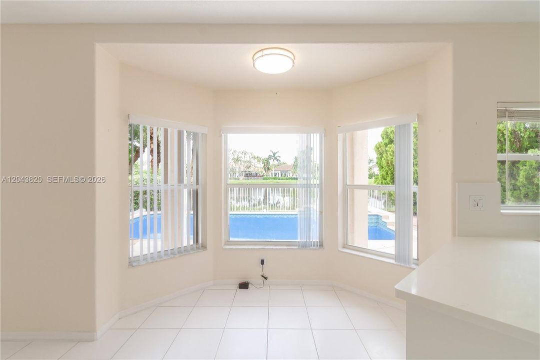 For Rent: $5,500 (5 beds, 3 baths, 2845 Square Feet)