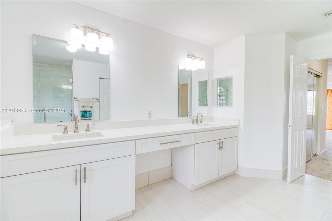 For Rent: $5,500 (5 beds, 3 baths, 2845 Square Feet)
