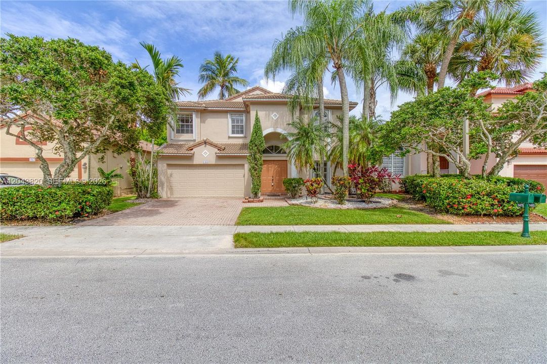 For Rent: $5,500 (5 beds, 3 baths, 2845 Square Feet)