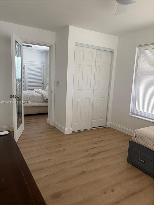 For Rent: $4,100 (3 beds, 2 baths, 1092 Square Feet)