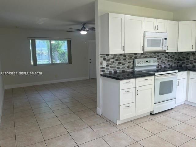 For Rent: $2,150 (2 beds, 1 baths, 884 Square Feet)