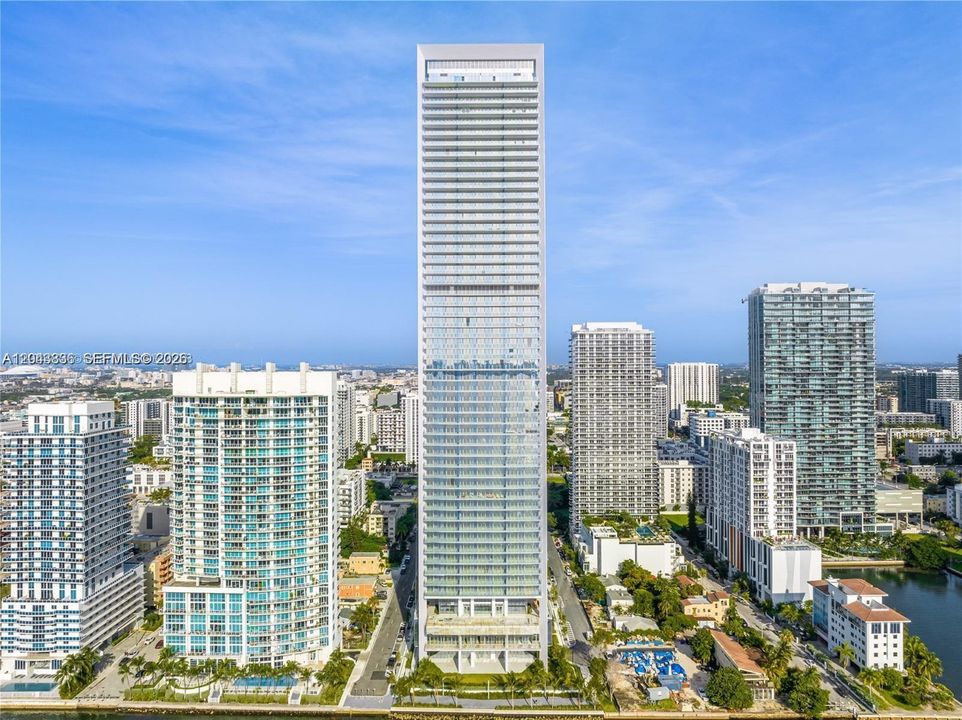 待售: $580,000 (1 贝兹, 1 浴室, 680 平方英尺)