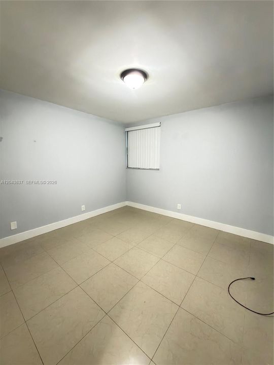 For Rent: $2,000 (2 beds, 2 baths, 1068 Square Feet)