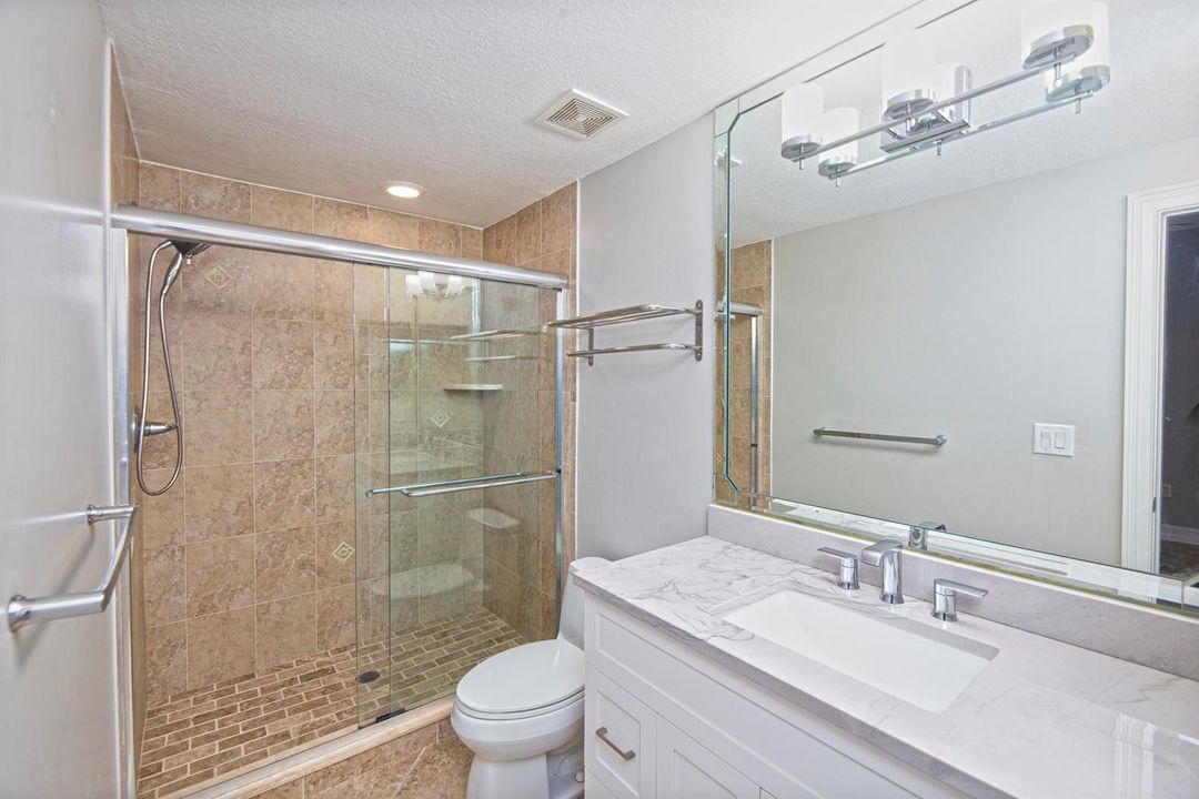 On-Suite Guest Bathroom - Room 2