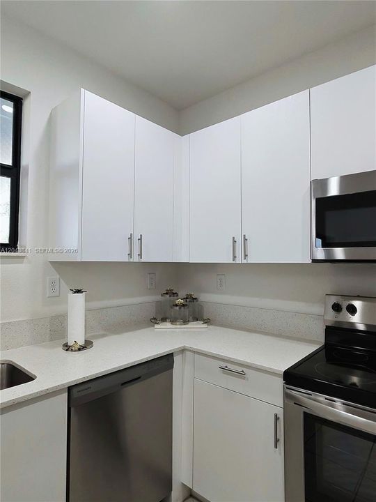 For Sale: $429,990 (3 beds, 2 baths, 1442 Square Feet)
