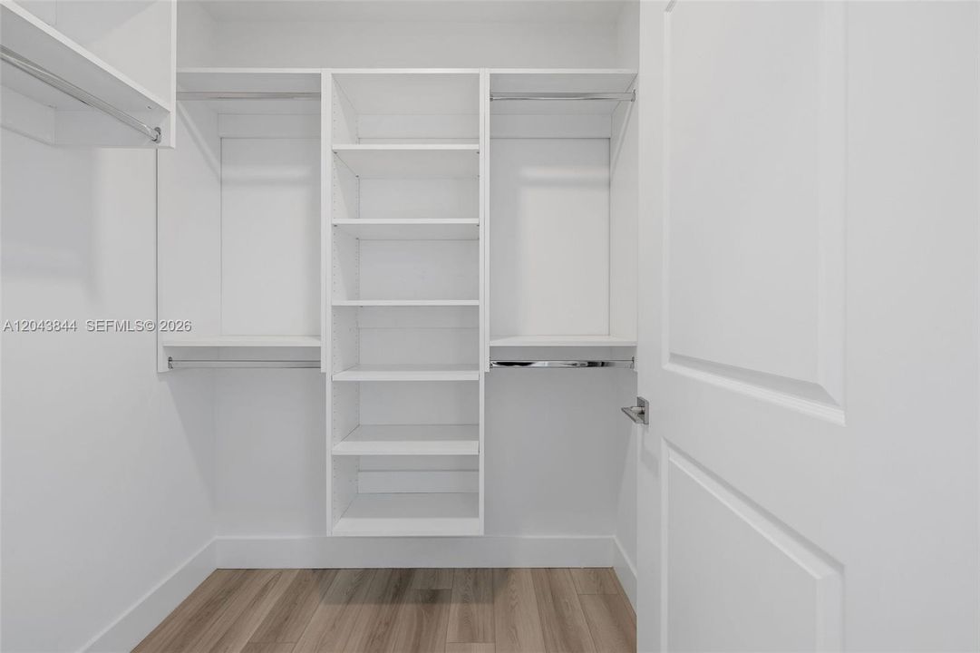 En Renta: $4,391 (2 camas, 2 baños, 1297 Pies cuadrados)