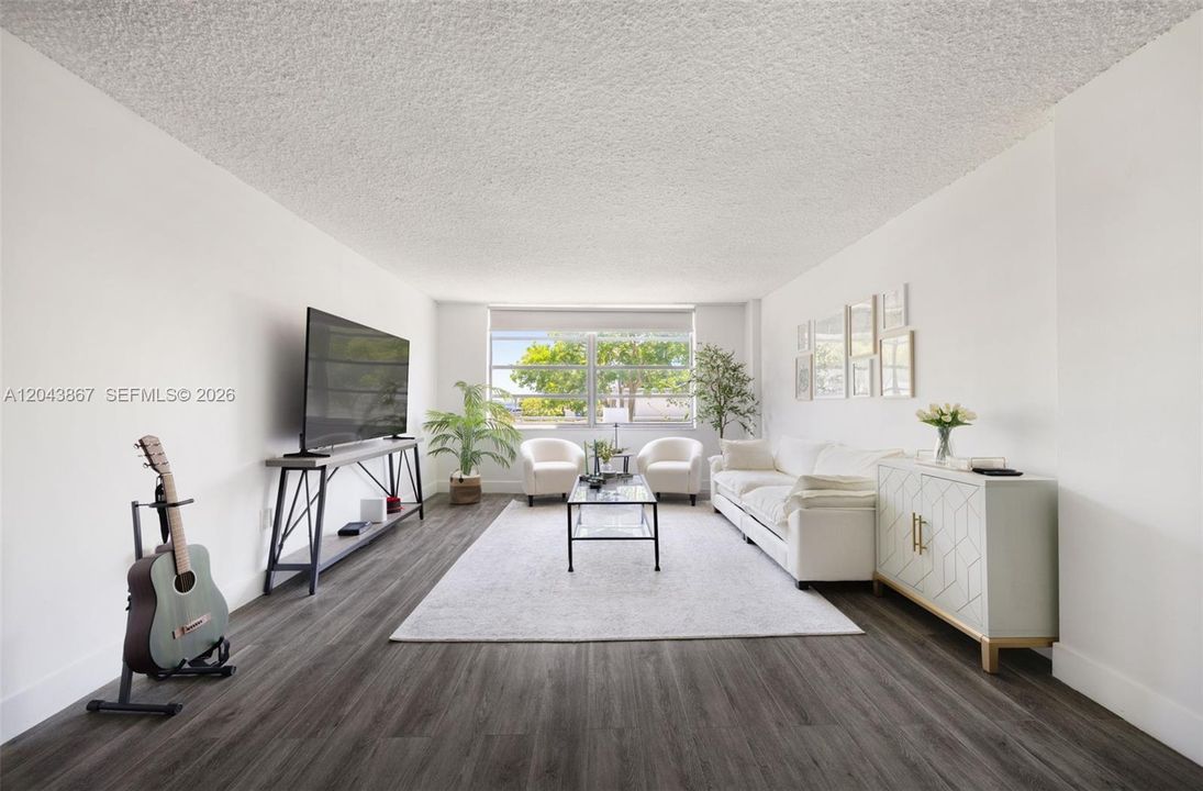 For Rent: $2,500 (1 beds, 1 baths, 804 Square Feet)