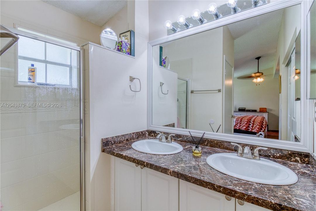 En Renta: $3,400 (3 camas, 2 baños, 1669 Pies cuadrados)