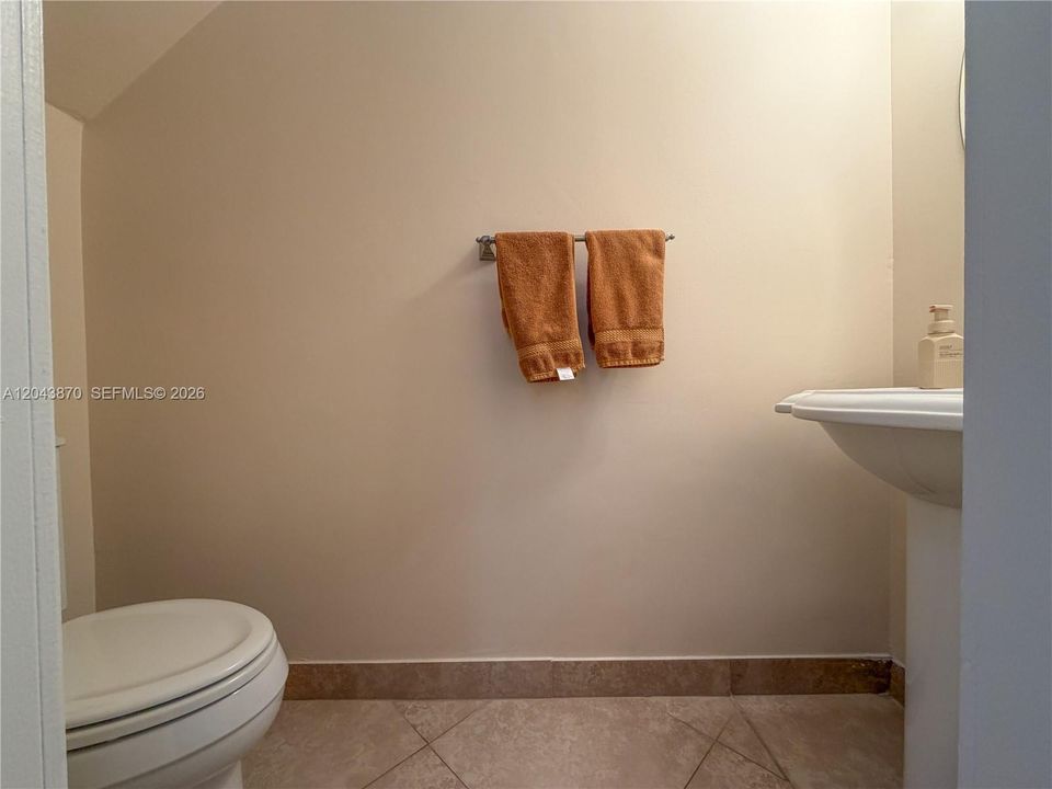 En Renta: $3,400 (3 camas, 2 baños, 1669 Pies cuadrados)