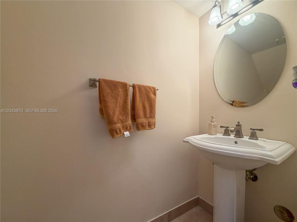 En Renta: $3,400 (3 camas, 2 baños, 1669 Pies cuadrados)