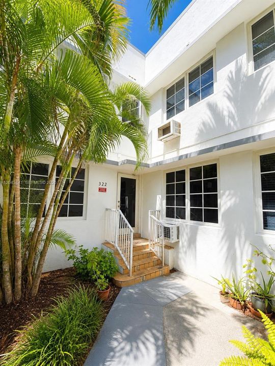For Rent: $1,900 (0 beds, 1 baths, 0 Square Feet)