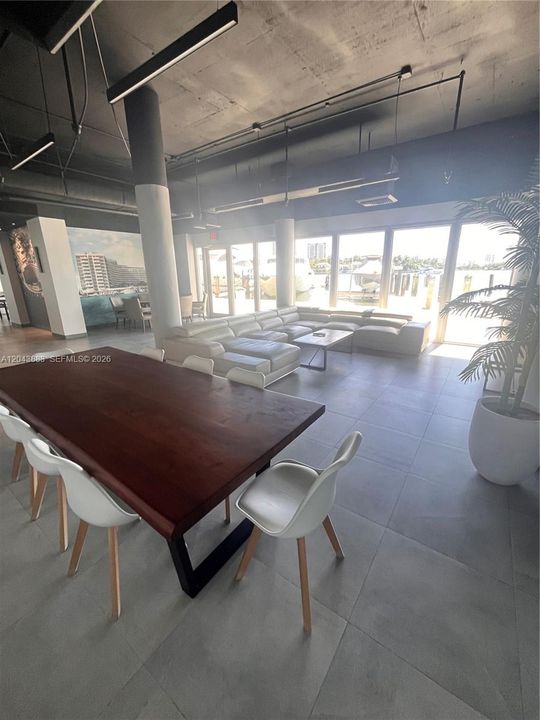 For Rent: $3,300 (2 beds, 2 baths, 920 Square Feet)