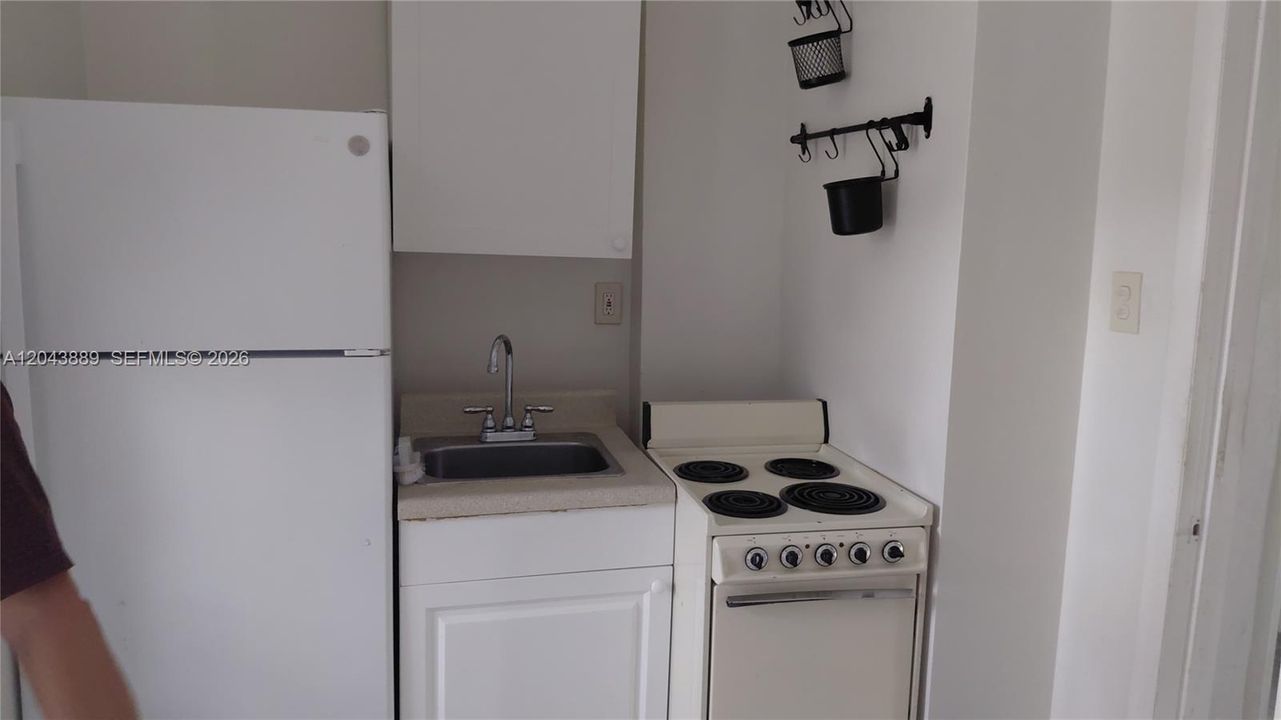 En Renta: $1,390 (0 camas, 1 baños, 1718 Pies cuadrados)