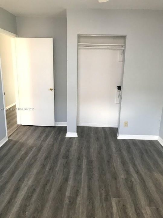 В аренду: $3,230 (4 спален, 2 ванн, 1377 Квадратных фут)
