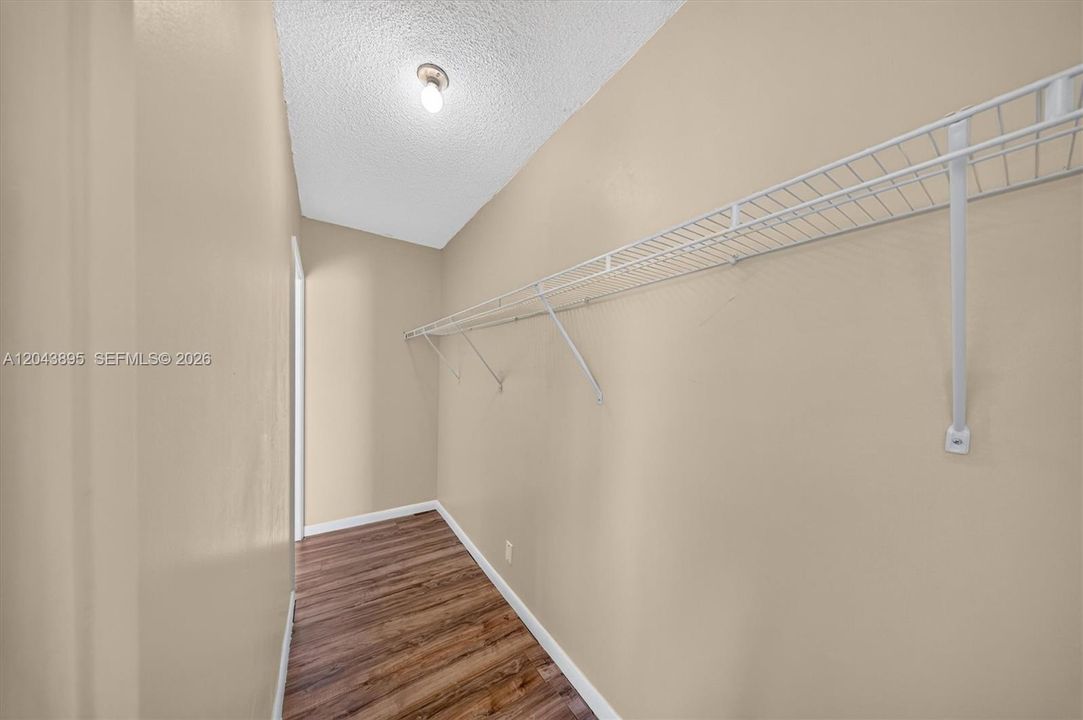 En Venta: $99,900 (1 camas, 1 baños, 692 Pies cuadrados)