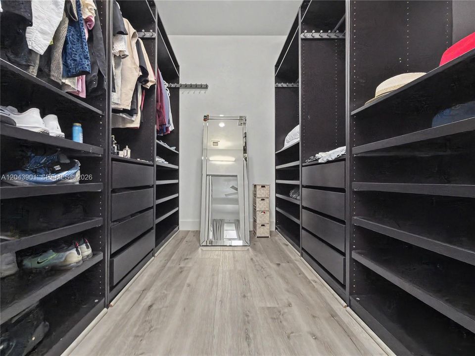 На продажу: $450,000 (3 спален, 2 ванн, 1829 Квадратных фут)