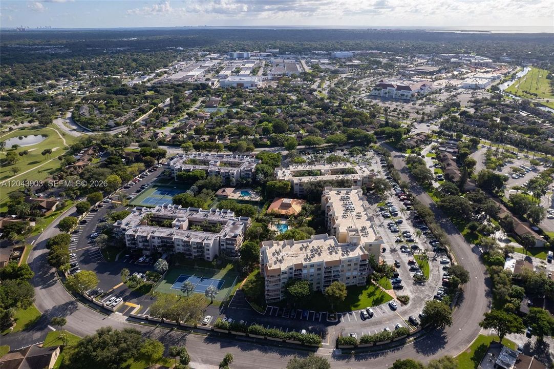 В аренду: $2,500 (2 спален, 2 ванн, 1253 Квадратных фут)