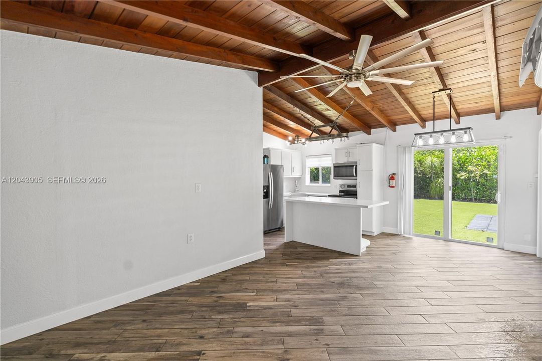 Activo con contrato: $455,000 (3 camas, 2 baños, 0 Pies cuadrados)