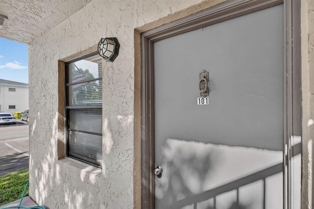8-web-or-mls-2141-0998
