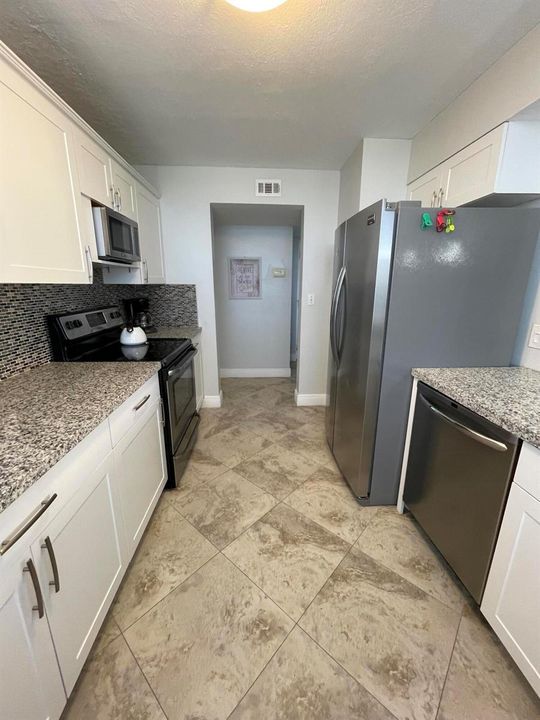 955 Dotterel - Kitchen4