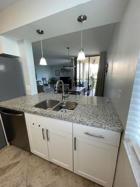 955 Dotterel - Kitchen 2