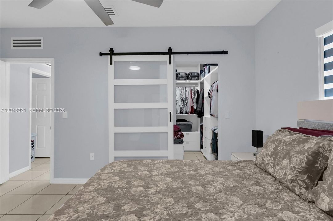 For Sale: $525,000 (3 beds, 2 baths, 1122 Square Feet)