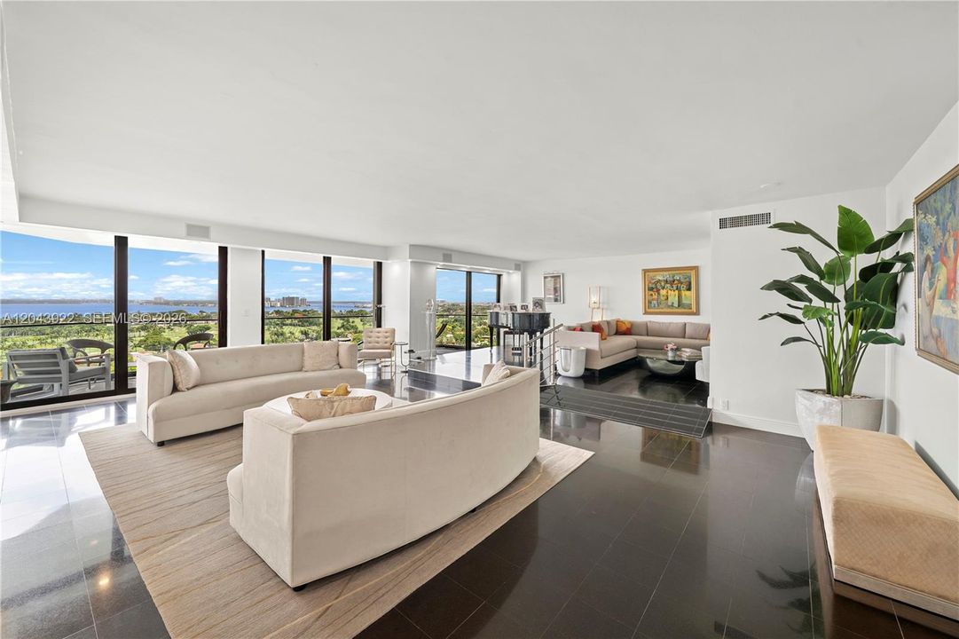 For Sale: $1,799,000 (2 beds, 2 baths, 2827 Square Feet)