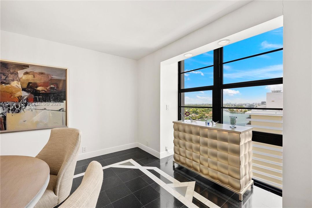 For Sale: $1,799,000 (2 beds, 2 baths, 2827 Square Feet)