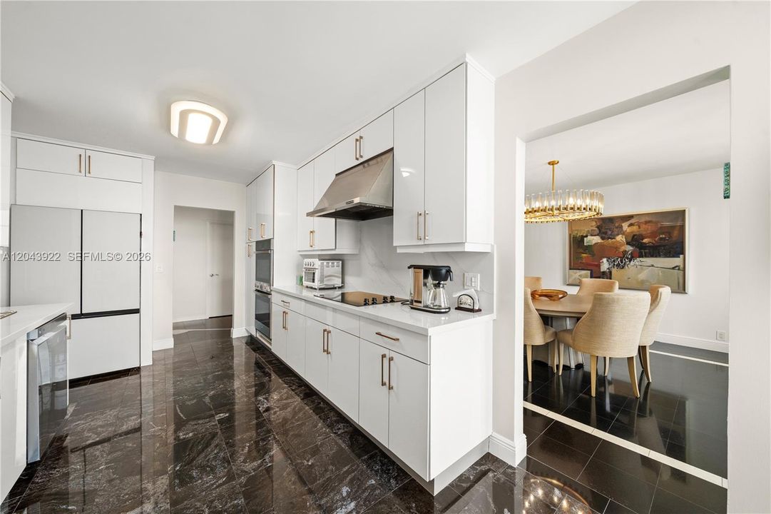 For Sale: $1,799,000 (2 beds, 2 baths, 2827 Square Feet)