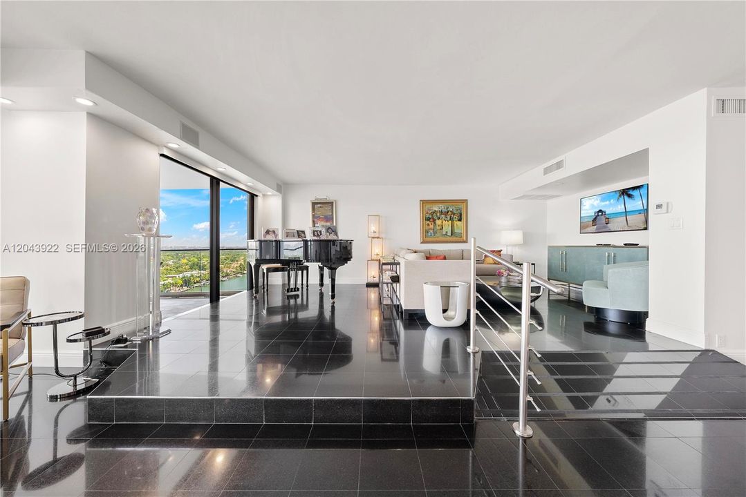 For Sale: $1,799,000 (2 beds, 2 baths, 2827 Square Feet)