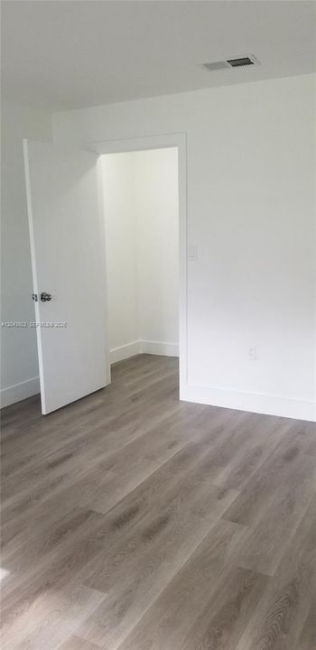 В аренду: $1,800 (1 спален, 1 ванн, 800 Квадратных фут)