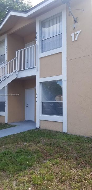 В аренду: $1,800 (1 спален, 1 ванн, 800 Квадратных фут)