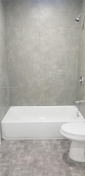В аренду: $1,800 (1 спален, 1 ванн, 800 Квадратных фут)