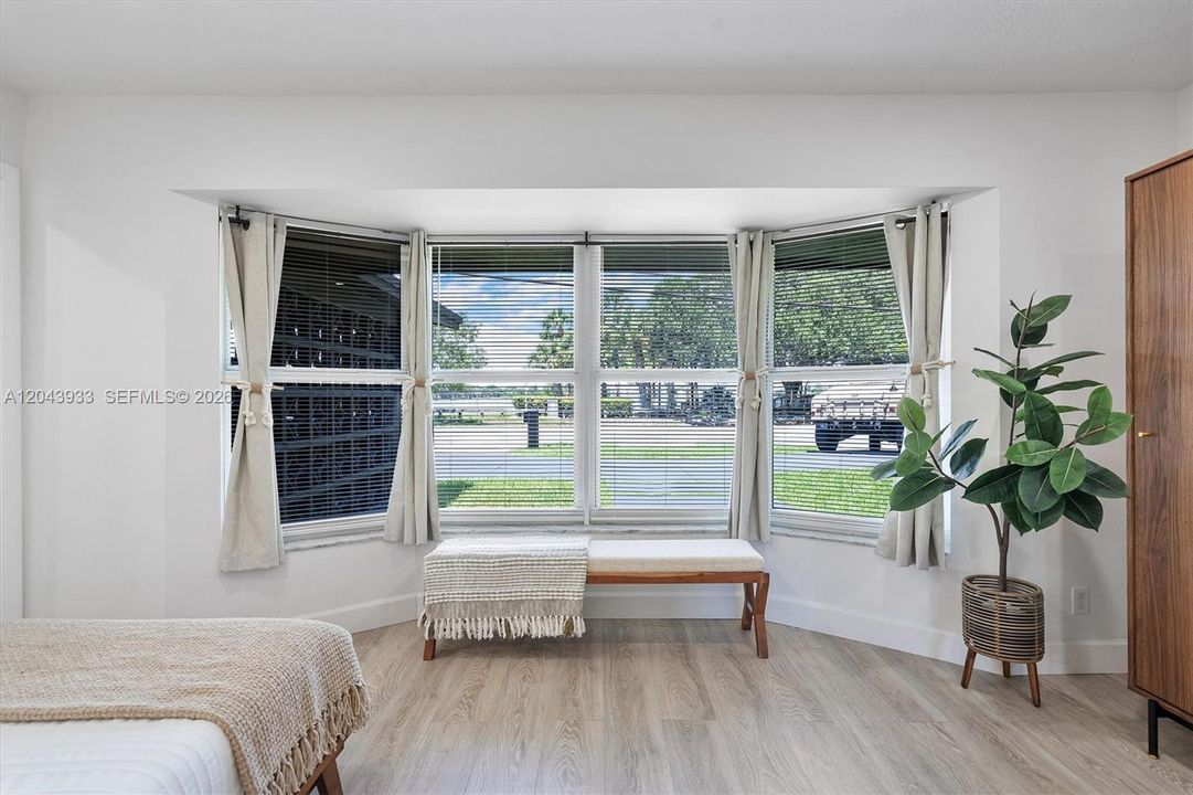 В аренду: $4,900 (3 спален, 3 ванн, 1509 Квадратных фут)
