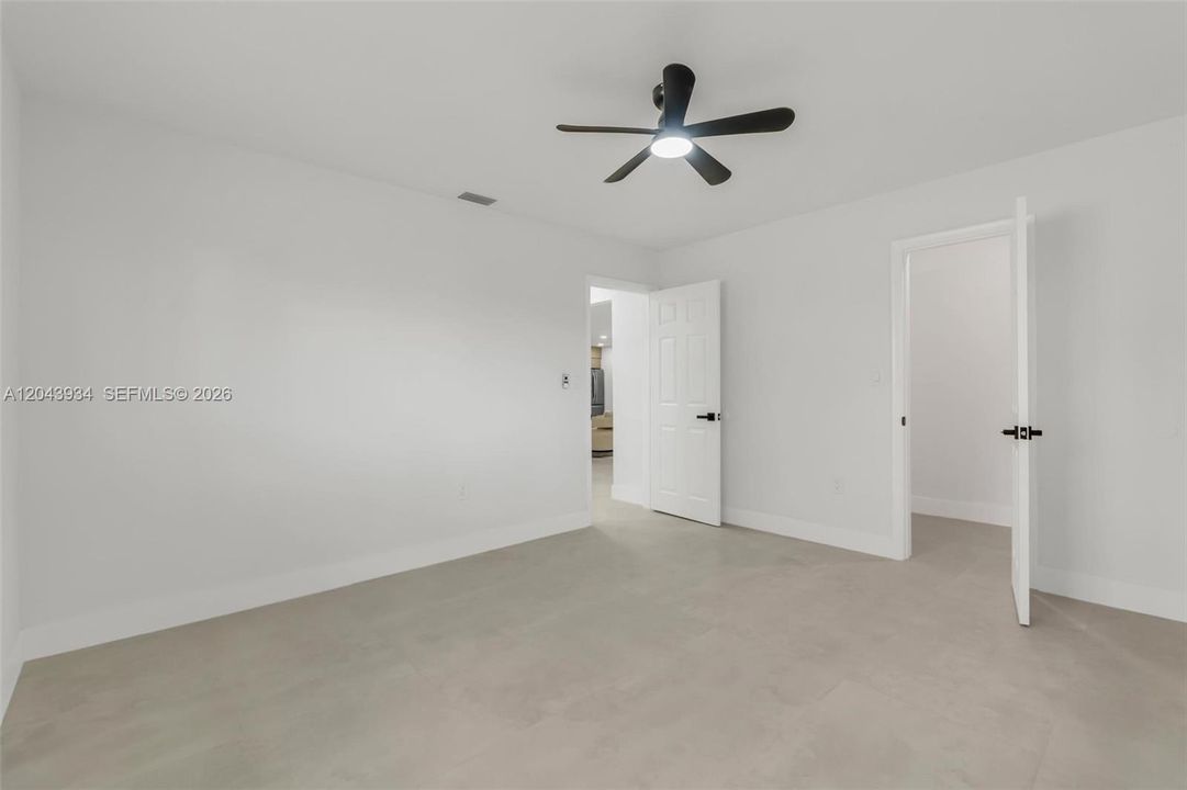 На продажу: $829,000 (4 спален, 2 ванн, 1745 Квадратных фут)