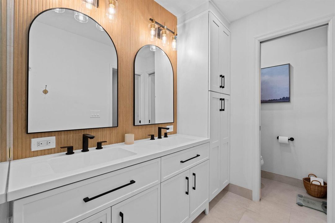 35-web-or-mls-A7407495