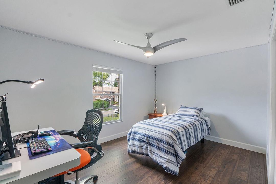 3904_Sanctuary_Dr_056