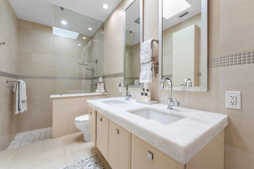 025-1102HighlandBeachDrive-2W-HighlandBe