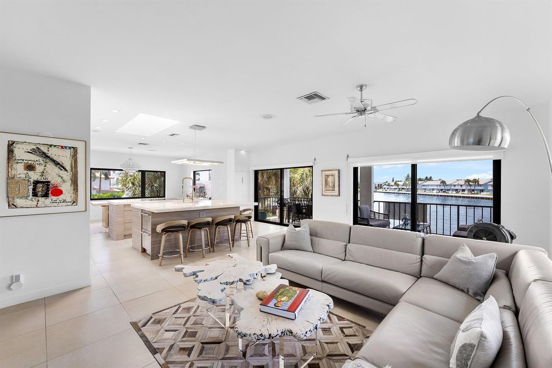 019-1102HighlandBeachDrive-2W-HighlandBe