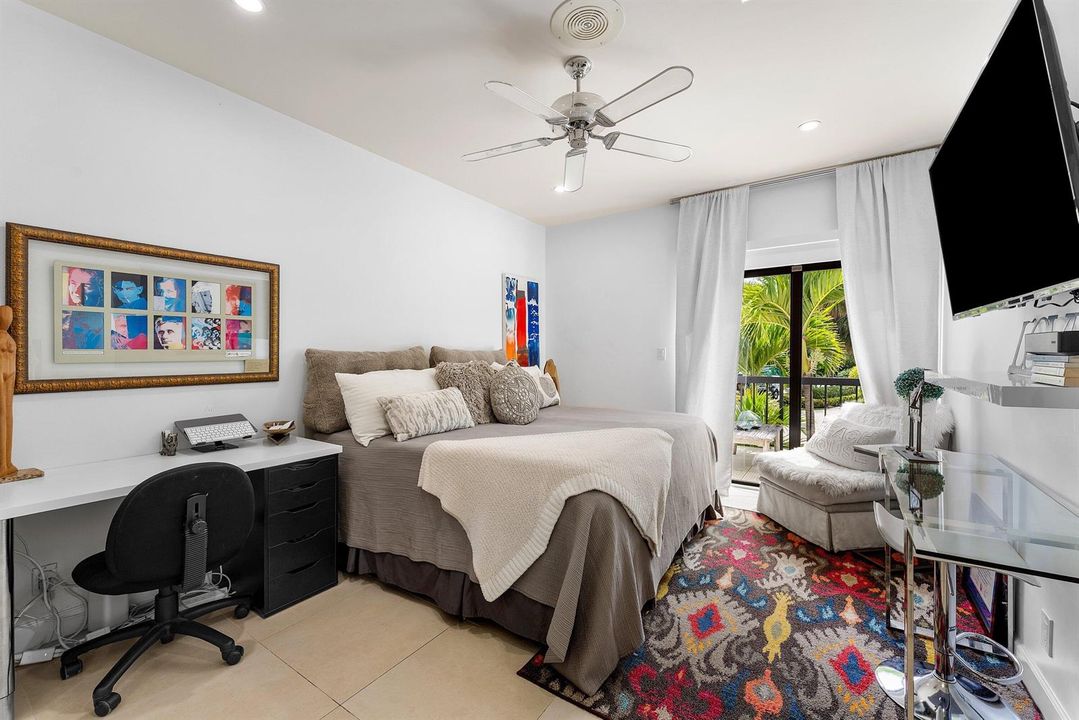 021-1102HighlandBeachDrive-2W-HighlandBe