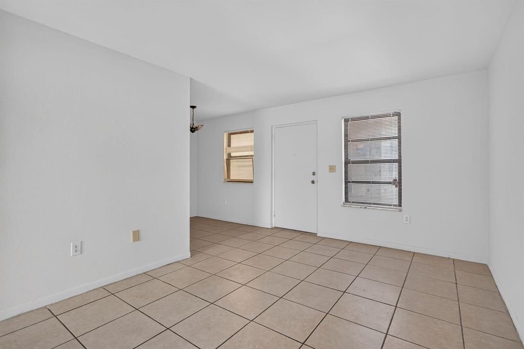 24-web-or-mls-2141-1084