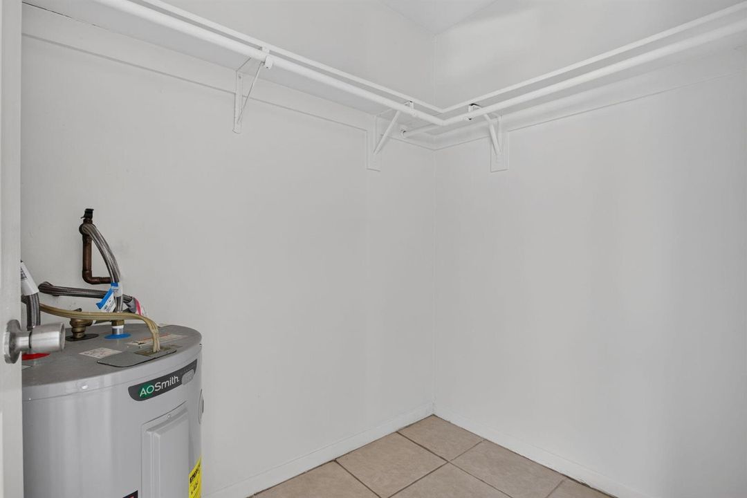 33-web-or-mls-2141-1126