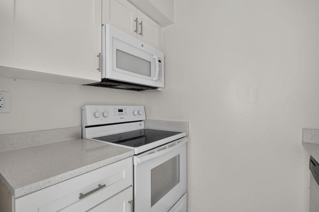 39-web-or-mls-2141-1166