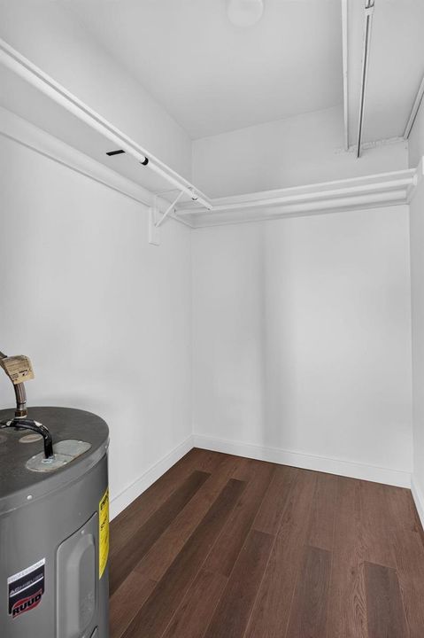 45-web-or-mls-2141-1196